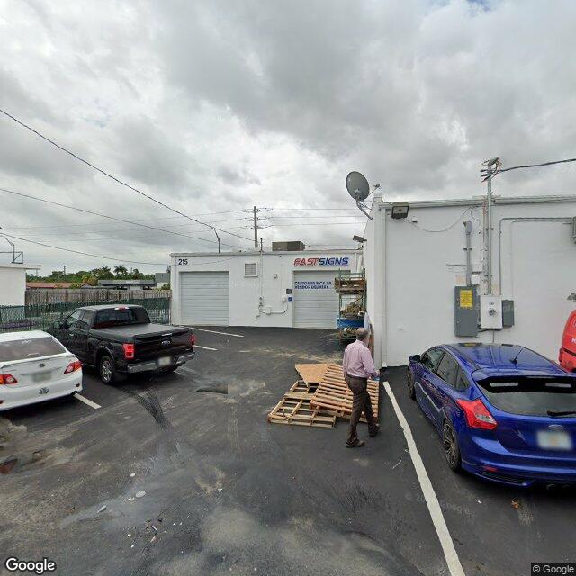215 East Oakland Park Boulevard, Oakland Park