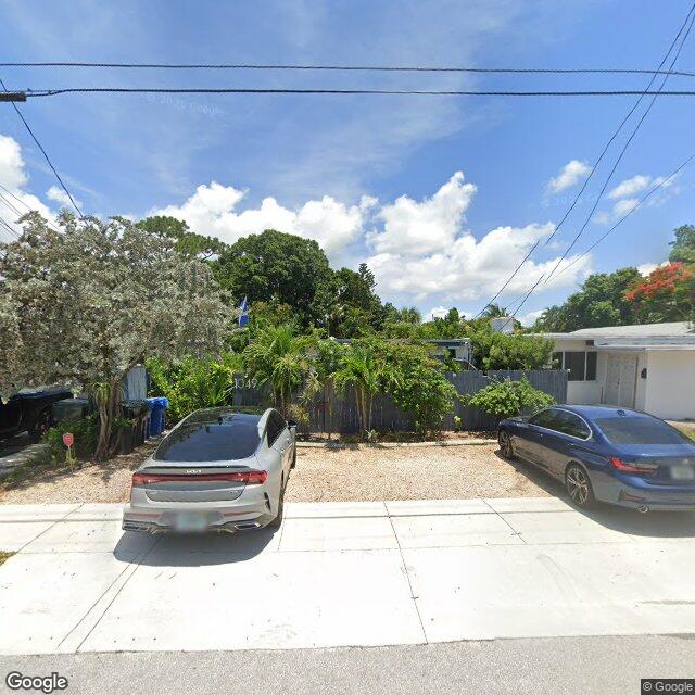 1049 NE 33rd St, Oakland Park