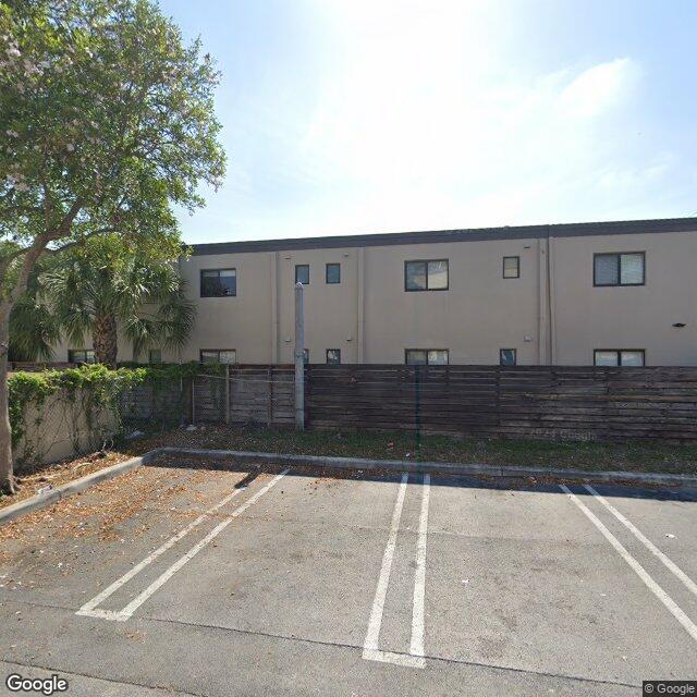 1273 NE 38th Street, Oakland Park