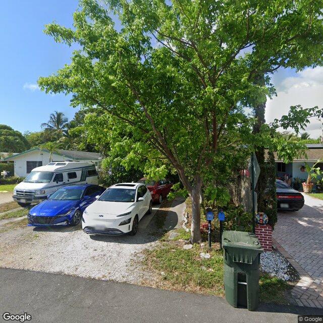 672 NE 40TH ST, Oakland Park