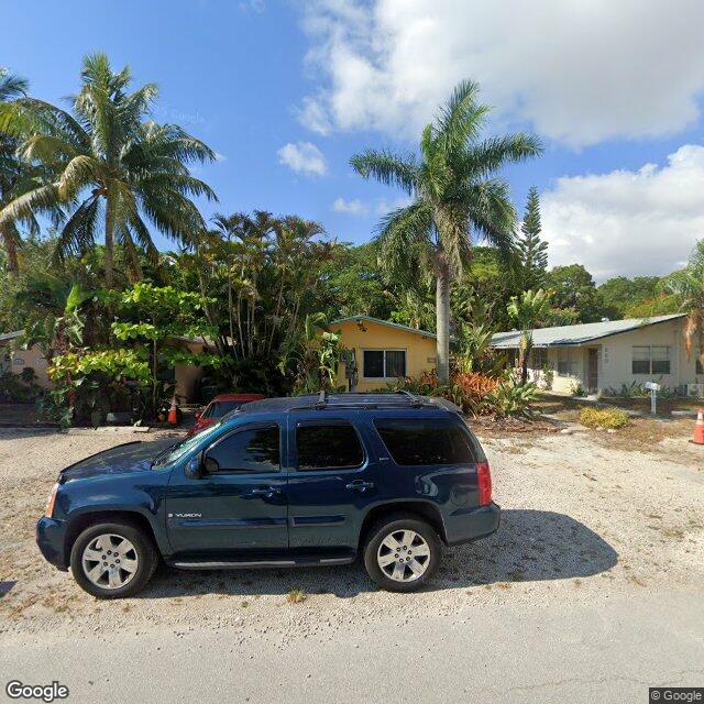 872 NE 40th St, Oakland Park