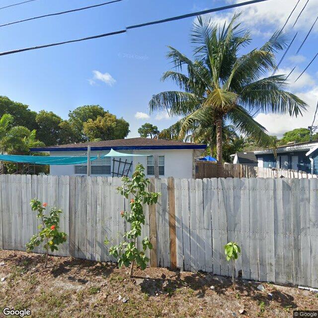 955 NE 40th St, Oakland Park