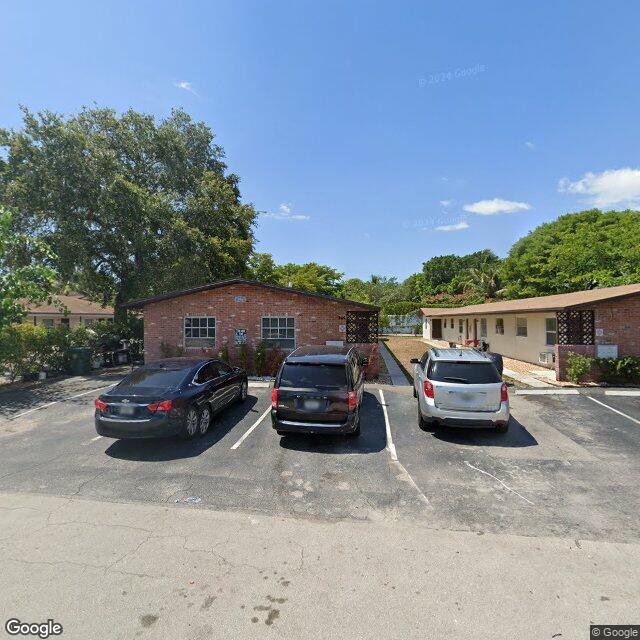 146 NW 40th Ct, Oakland Park