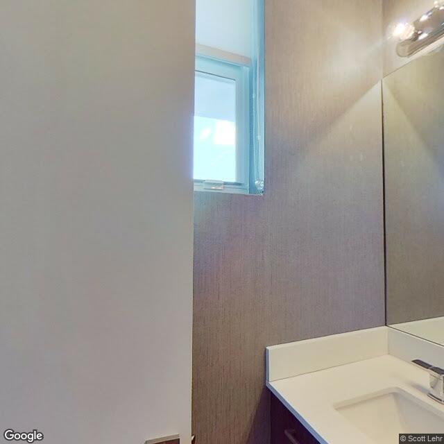 391 NE 43rd St, Oakland Park
