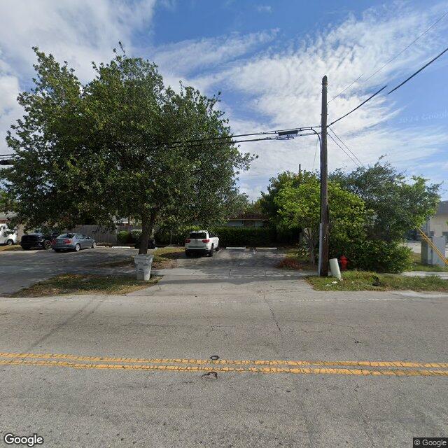121 SW 15th St, Pompano Beach