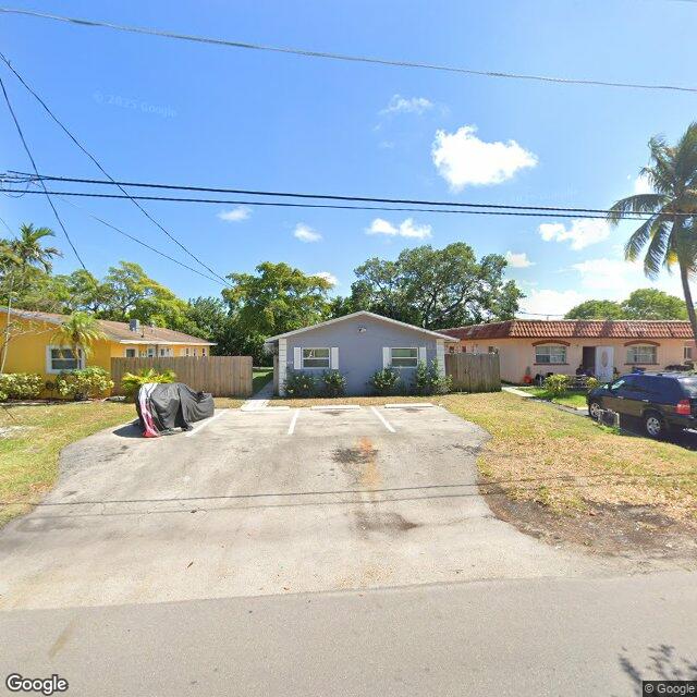 820 SW 9TH CT, Pompano Beach