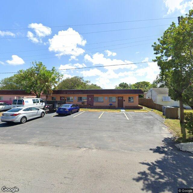 909 SW 10th Dr, Pompano Beach