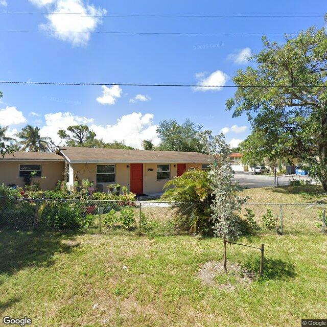 873 SW 10th Dr #1-2, Pompano Beach