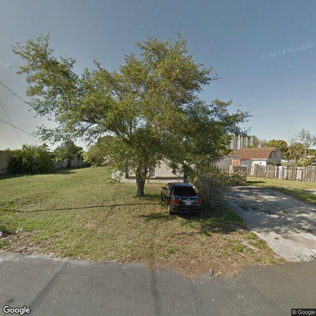 871 SW 8th St, Pompano Beach