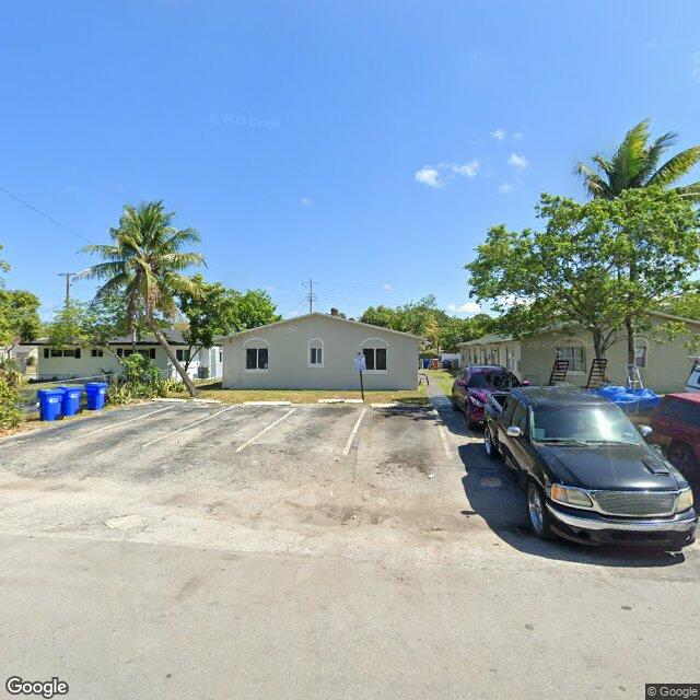 810 SW 6th Ct, Pompano Beach