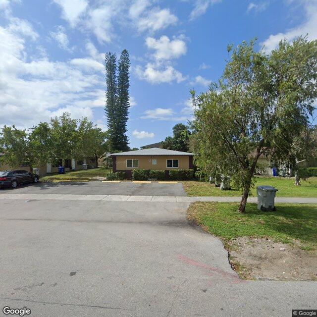 328 SW 2nd St, Pompano Beach