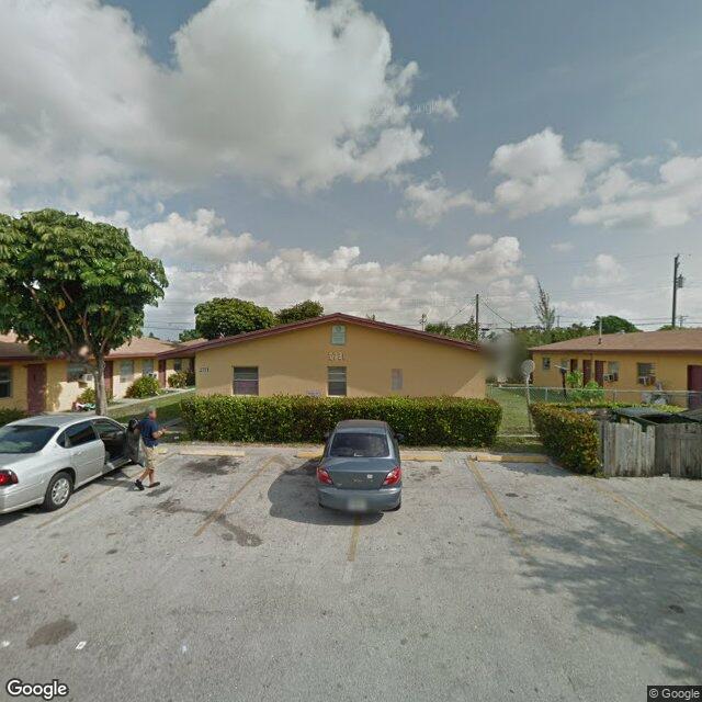 2731 NW 1st St, Pompano Beach