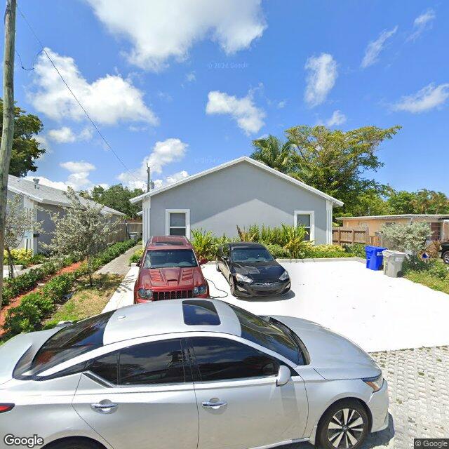 2321 NW 4th St #1-2, Pompano Beach