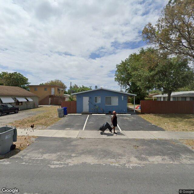 114 NE 6th St, Pompano Beach