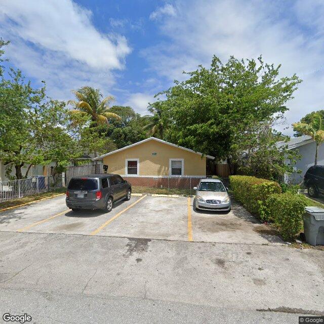 221 NW 12TH ST, Pompano Beach