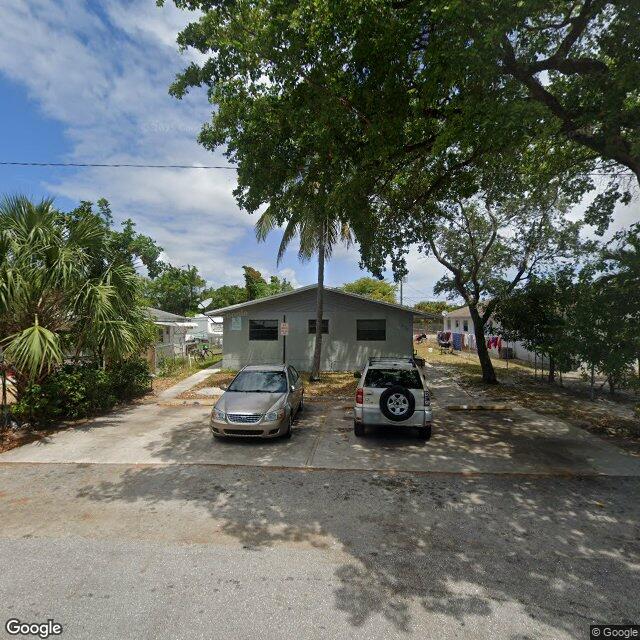 213 NW 12th Ct, Pompano Beach