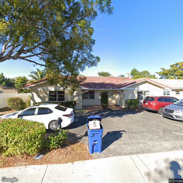 4450 Coral Springs Dr, Coral Springs