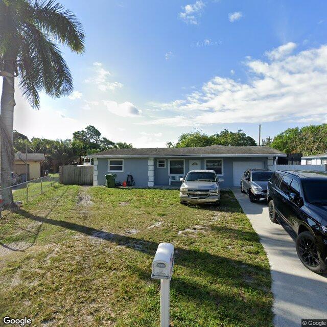 3831 7th Avenue N, Palm Springs