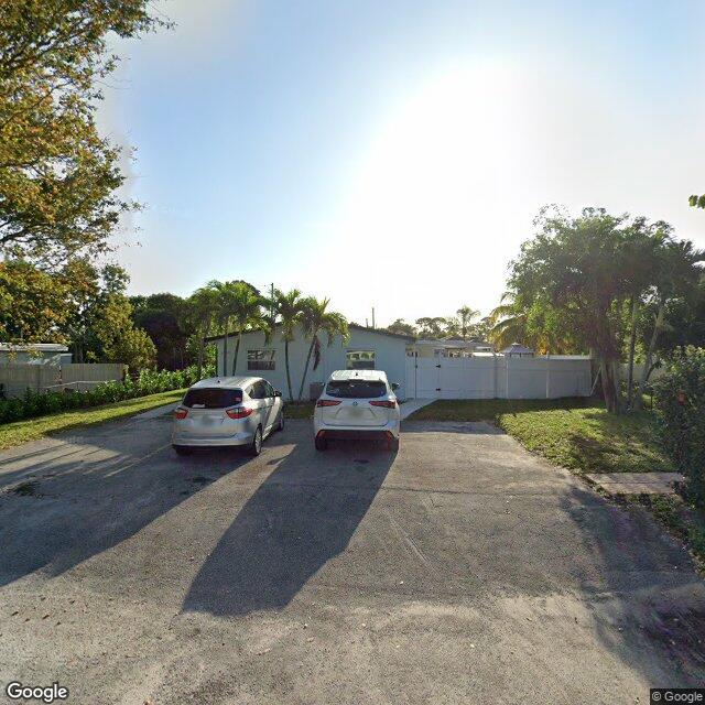 2332 Pineway Drive, West Palm Beach