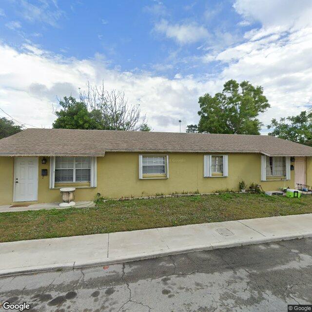 633 Wilmot St, West Palm Beach