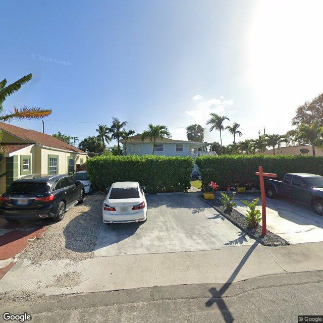 812 W Lakewood Rd, West Palm Beach