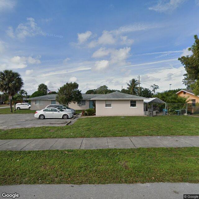 165 AVOCADO AV, West Palm Beach
