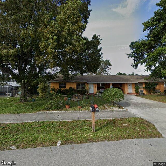 123 AVOCADO Avenue #123/5, West Palm Beach