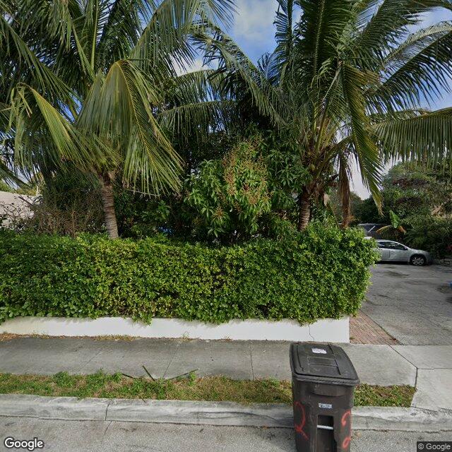 611 Avenida Hermosa, West Palm Beach