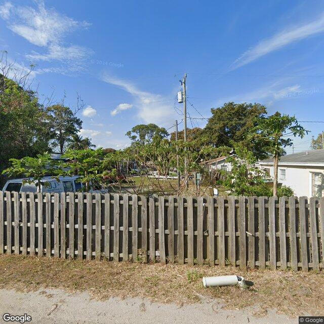 1527 Haverhill Road N, West Palm Beach
