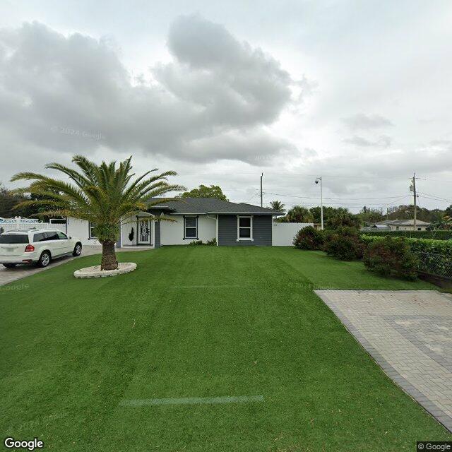 1556 W Breezy Lane, West Palm Beach