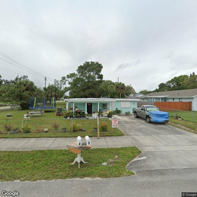 1623 W Breezy Lane, West Palm Beach