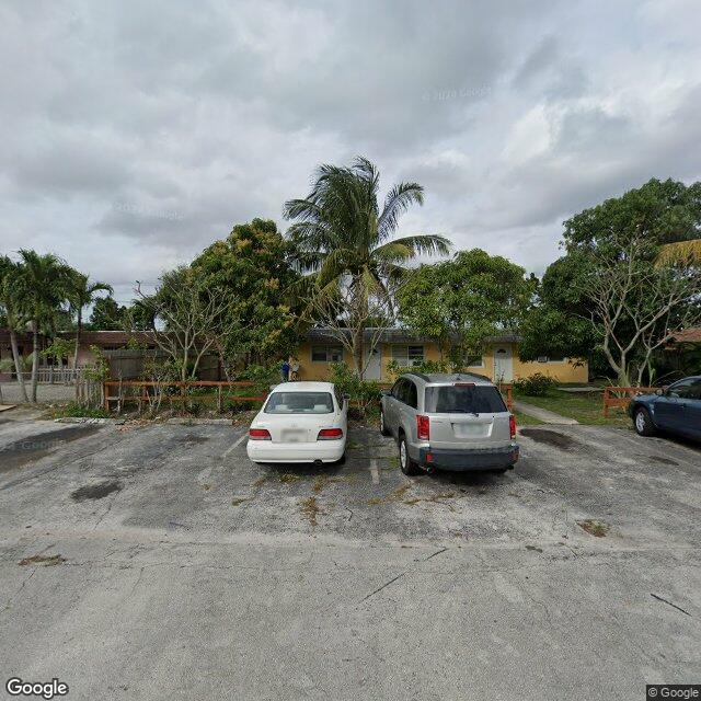 3883 HIAWATHA, West Palm Beach