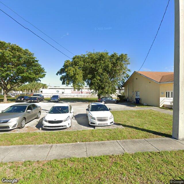 Avenue, Riviera Beach