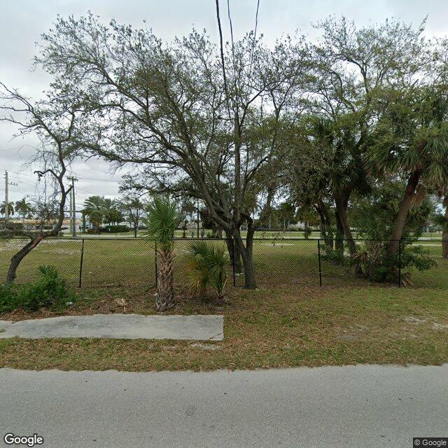 27 E 13TH, Riviera Beach