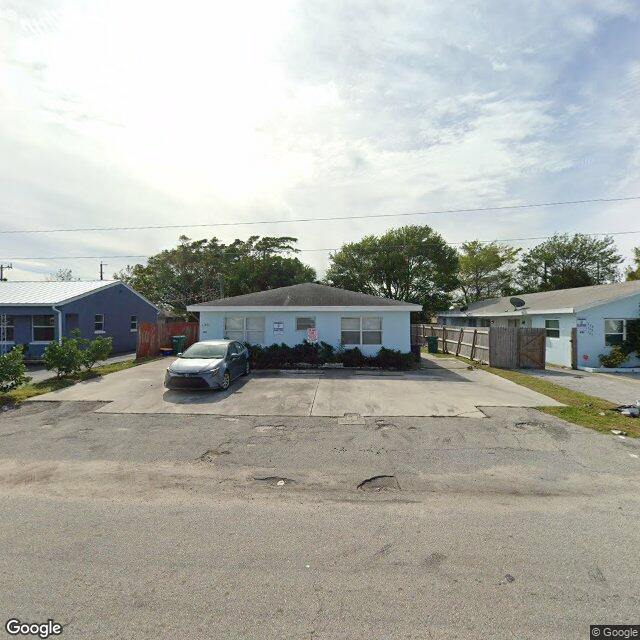 139 W 28TH, Riviera Beach