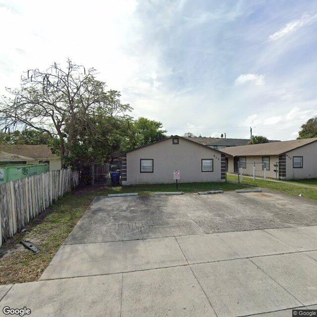 915 & 925 W 36th Street, Riviera Beach