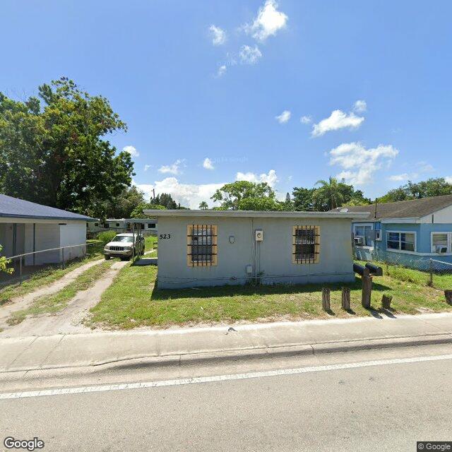 523 N 25th Street, Fort Pierce