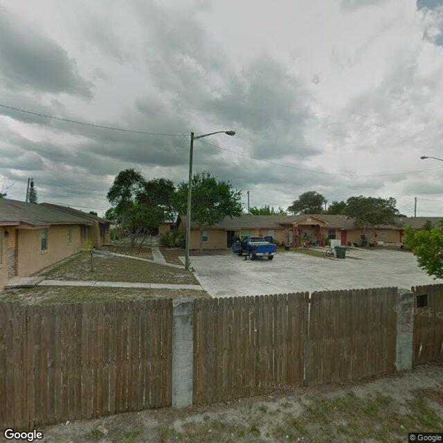 911 Avenue J, Fort Pierce