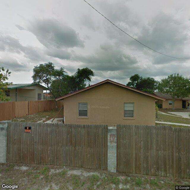 905 Ave J, Fort Pierce