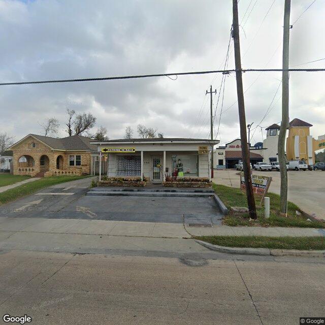 5902 Airline Drive, Houston