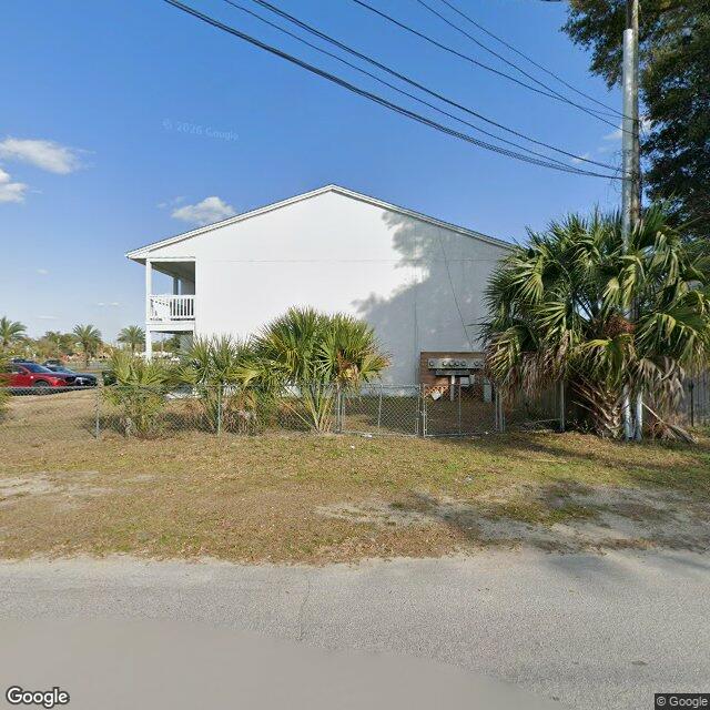 203 E 3rd St, Sanford