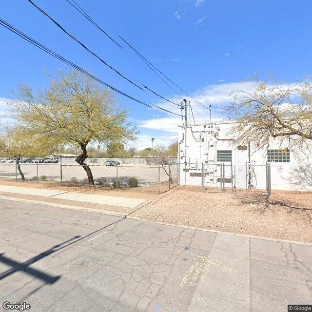 1927 E Grant Road, Tucson