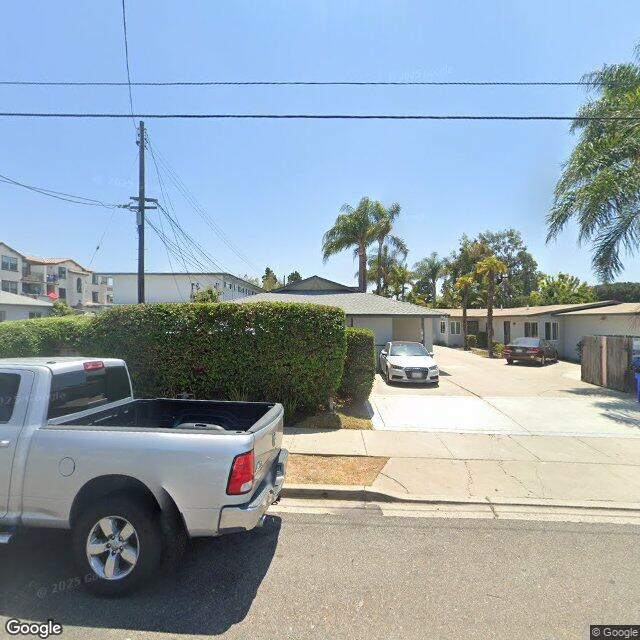947 Oak Ave, Carlsbad