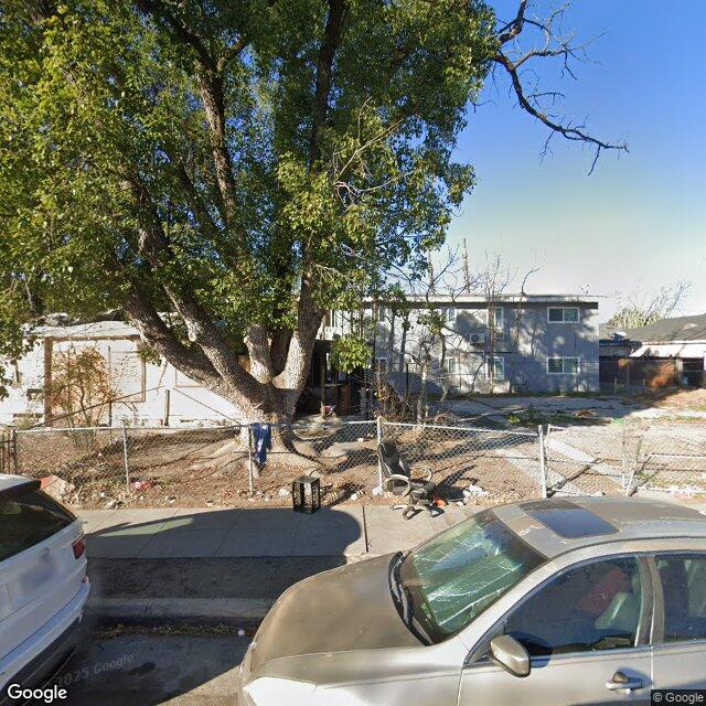 142 E 11th St, San Bernardino