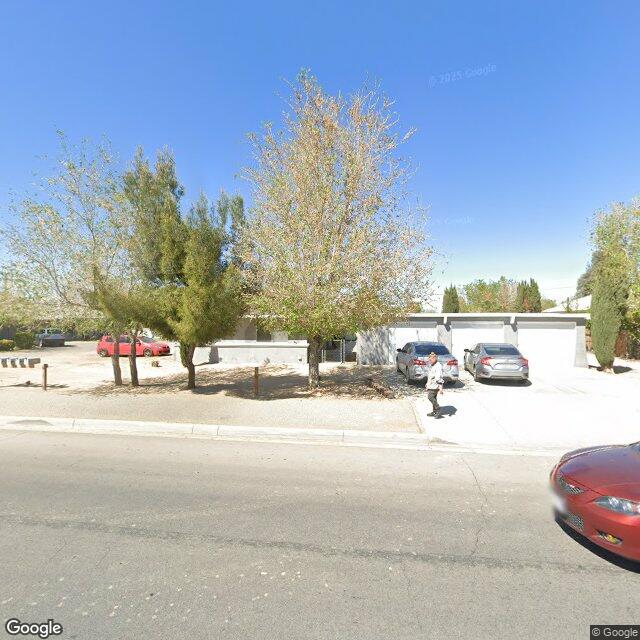 13360 Navajo Road, Apple Valley