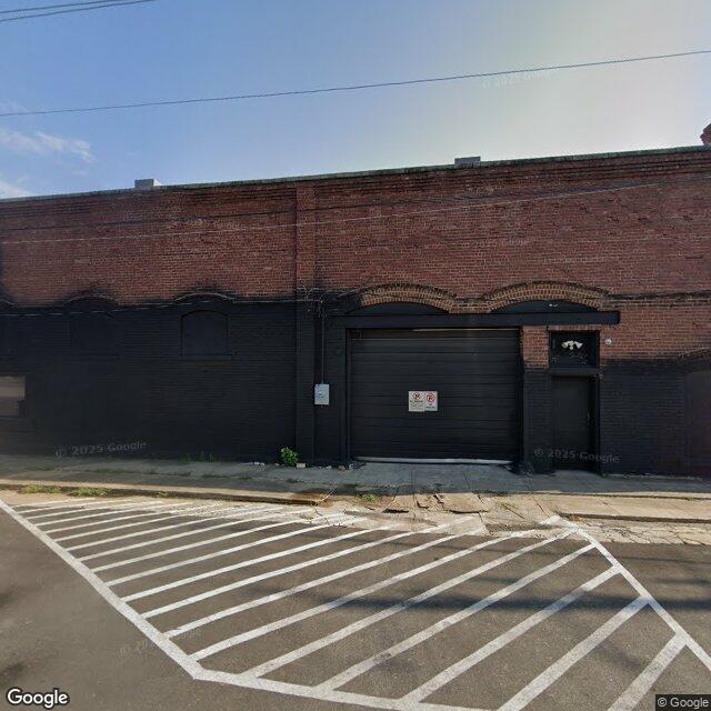 204 S BROADWAY, COWETA