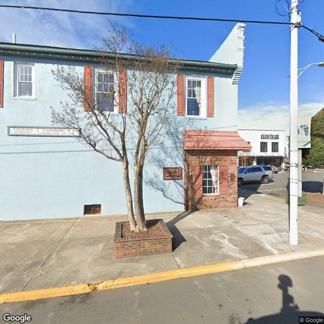 807 S Main St, Graham