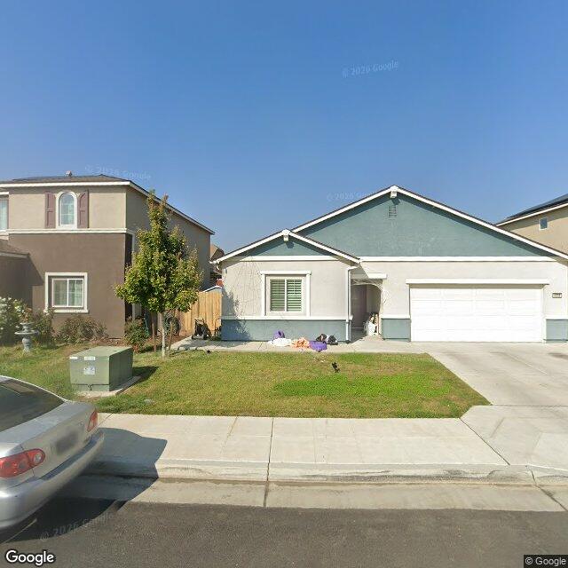 4308 E Woodward, Fresno