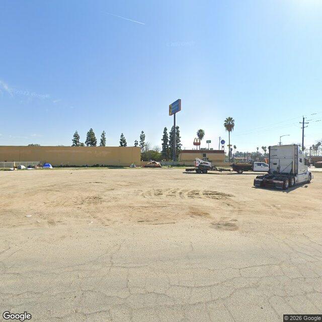1824 W Olive Ave, fresno