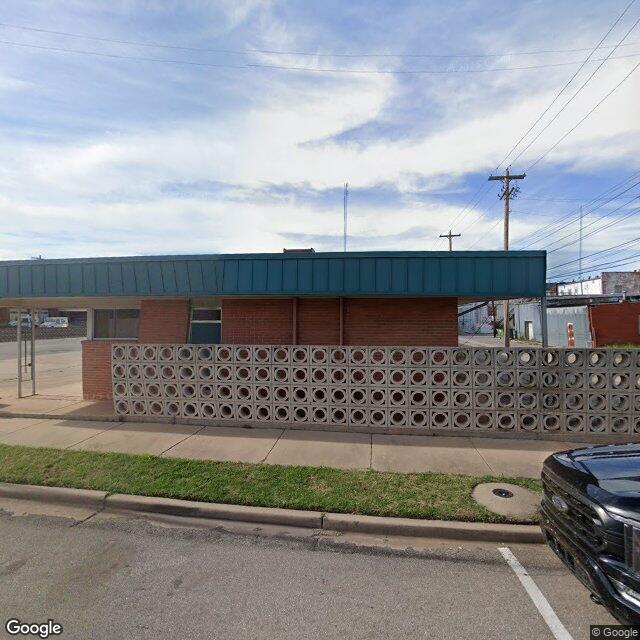 118 S 1st St, Blackwell